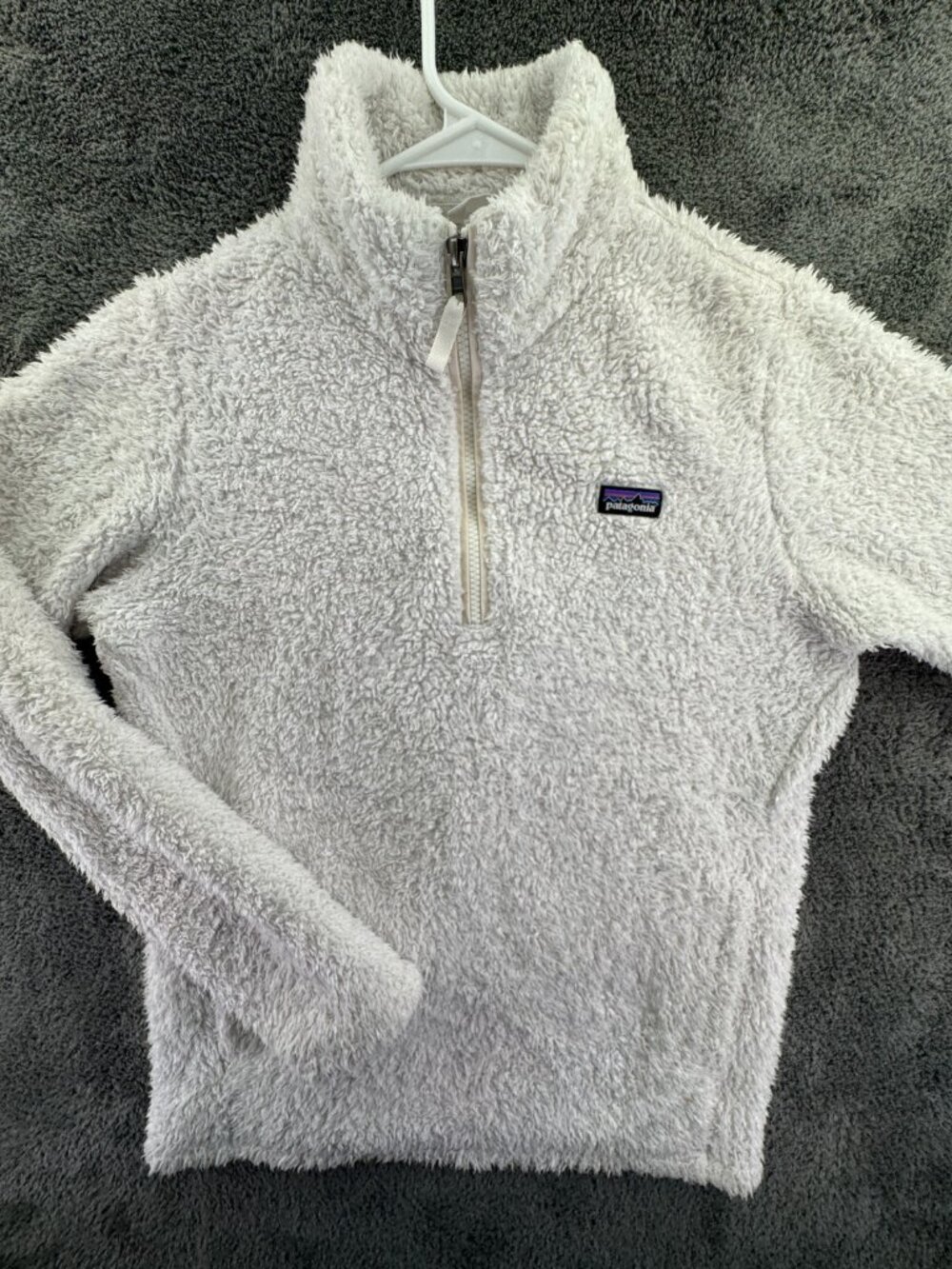 Patagonia Girls Jacket Fuzzy Fleece White 2XL 16-18 W/ Pocket Pullover Youth